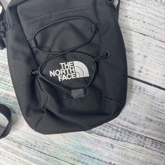 The North Face Jester Crossbody Bag Black Small Messenger Sling Unisex - Picture 4 of 5